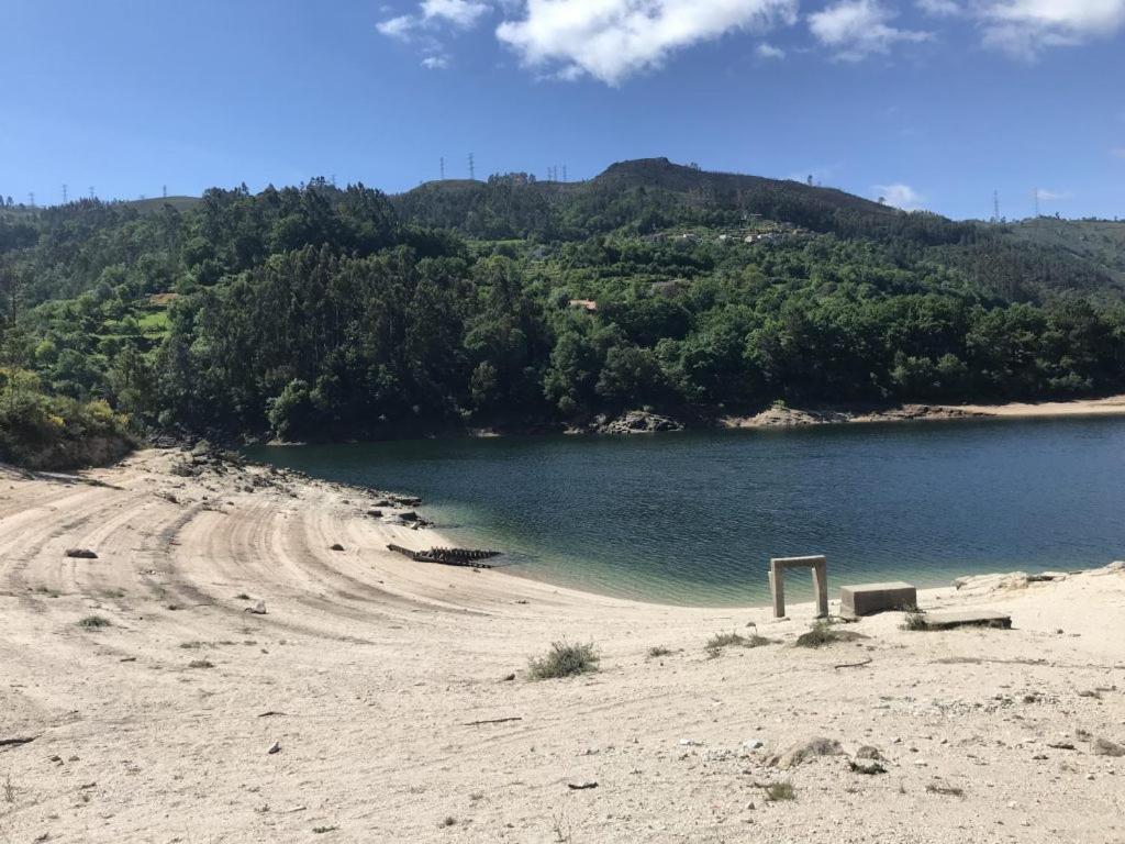 Monteiro'S Geres Countryhouse Ferral Esterno foto