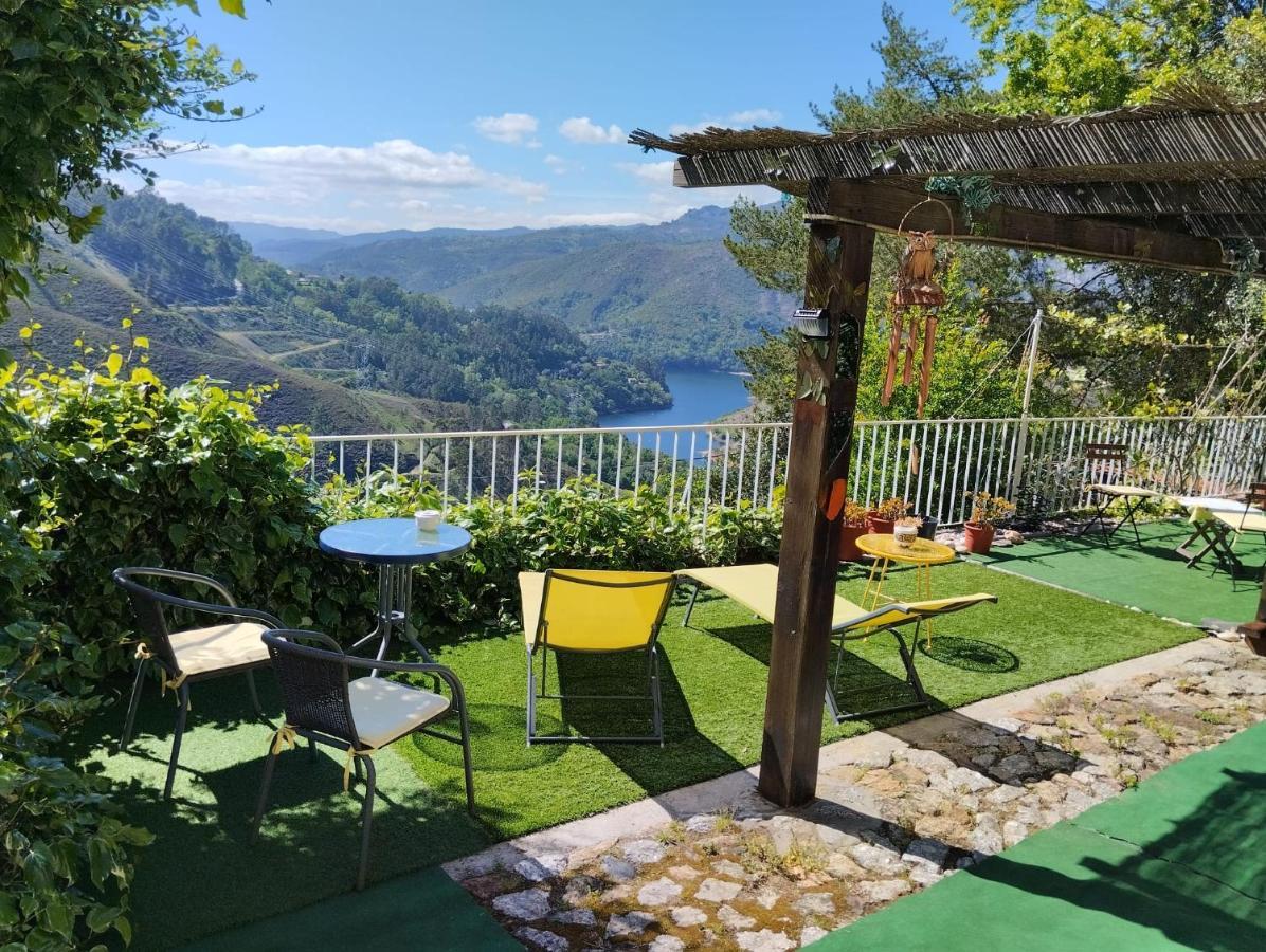 Monteiro'S Geres Countryhouse Ferral Esterno foto